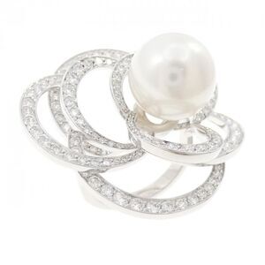 Chanel Camelia 750 White Gold Ring